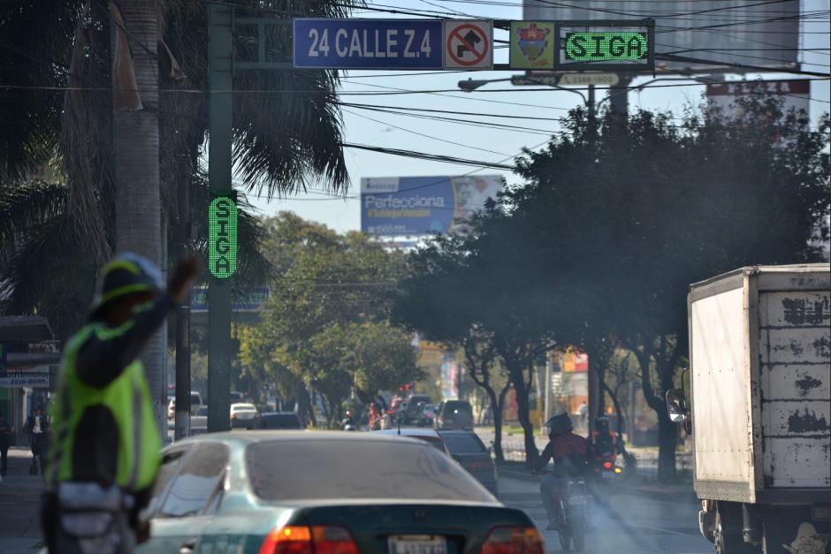 La pareja fue captada en un momento rom&aacute;ntico. (Foto: Archivo/Soy502)