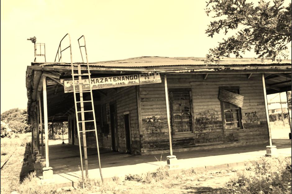La estaci&oacute;n de tren llama la atenci&oacute;n por su "escalofriante" aspecto tras ser abandonada. (Foto: Urbexploringt)