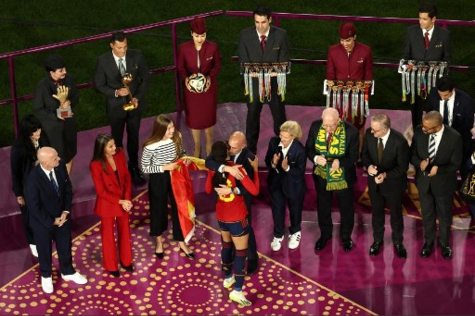 Las actitudes de Luis Rubiales han sido duramente criticadas en redes sociales. (Foto: AFP)