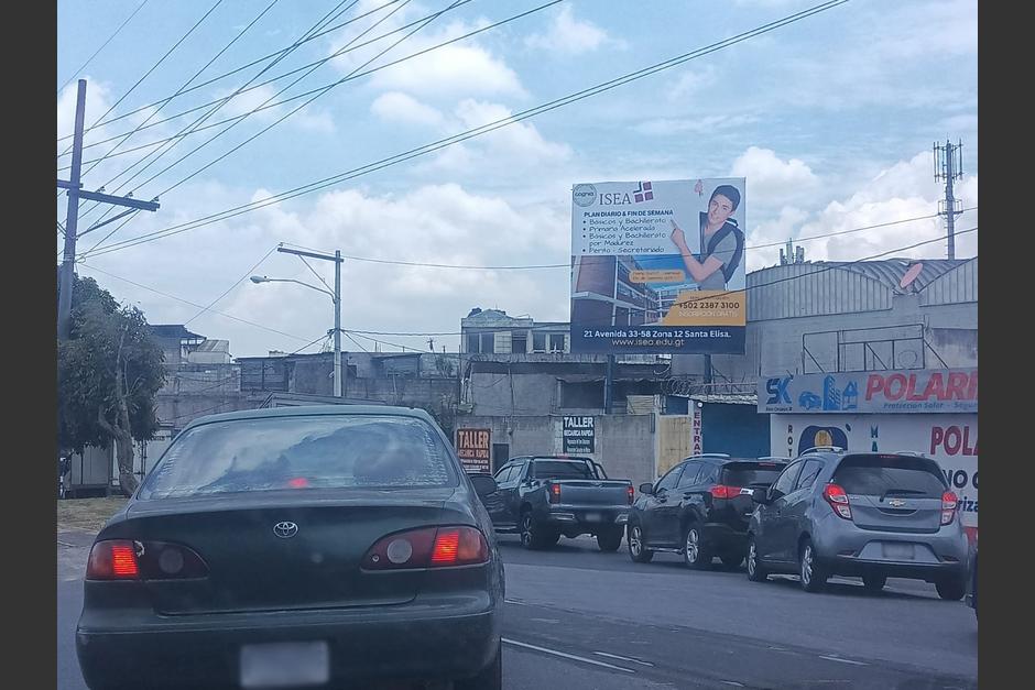 Problemas de falta de energ&iacute;a el&eacute;ctrica han provocado complicaciones en el tr&aacute;nsito de la Atanasio. (Foto: Gustavo E. M&eacute;ndez/Soy502)&nbsp;