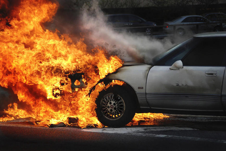 En las últimas semanas se han dado a conocer varios casos de vehículos incendiados en medio del tránsito. (Foto: Archivo/Soy502)