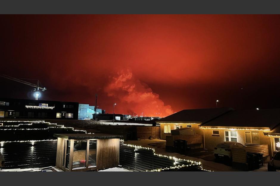 Erupción en Grindavik, Islandia. (Foto:&nbsp;RUVfrettir)