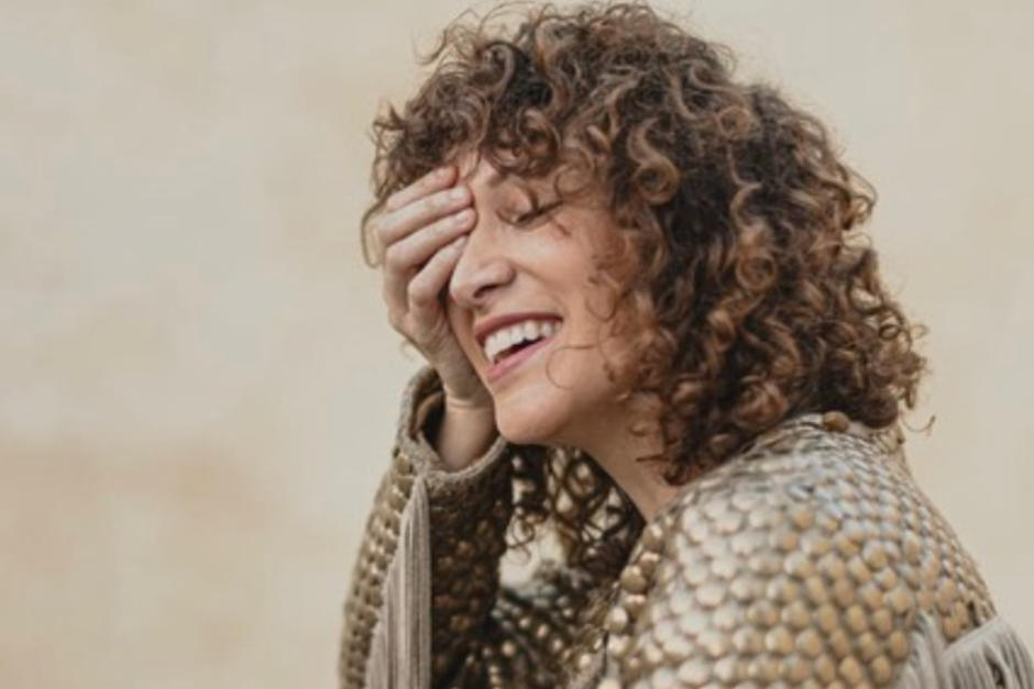 La voz de la guatemalteca se escucha en la famosa serie estadounidense. (Foto: Instagram)