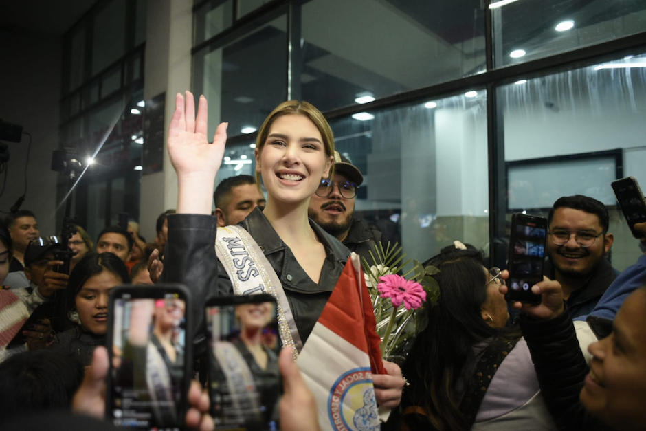 La representante del país afirmó que quiere abrazar a un ser especial. (Foto: Wilder López/Soy502)