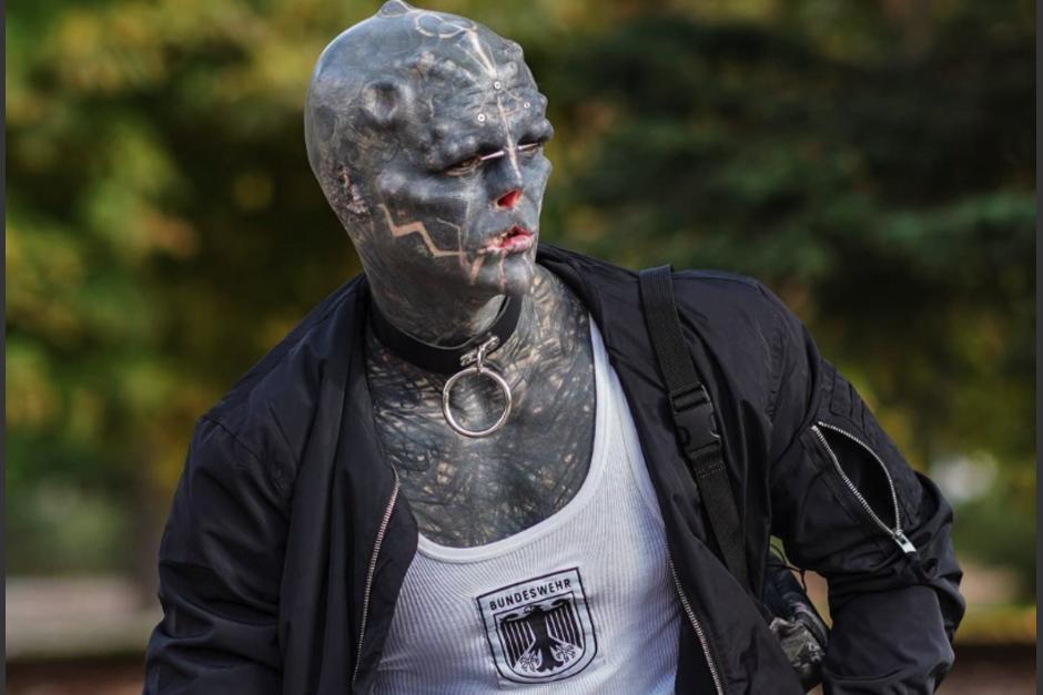 "The Black Alien" presumió su visita a Guatemala con una fotografía. (Foto: Esquire)