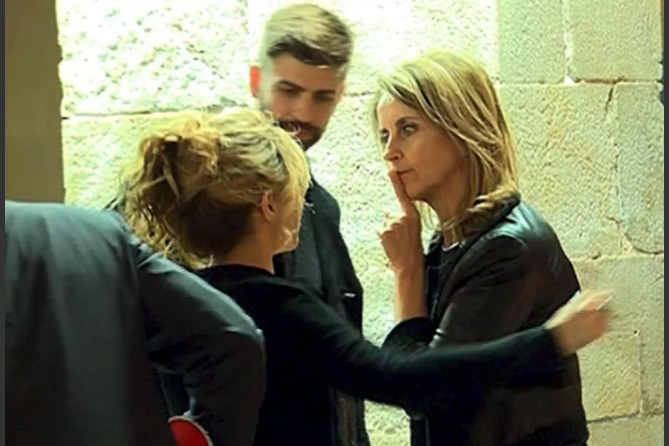 La madre de Shakira habr&iacute;a arremetido contra Shakira por su atuendo. (Foto: captura de video)