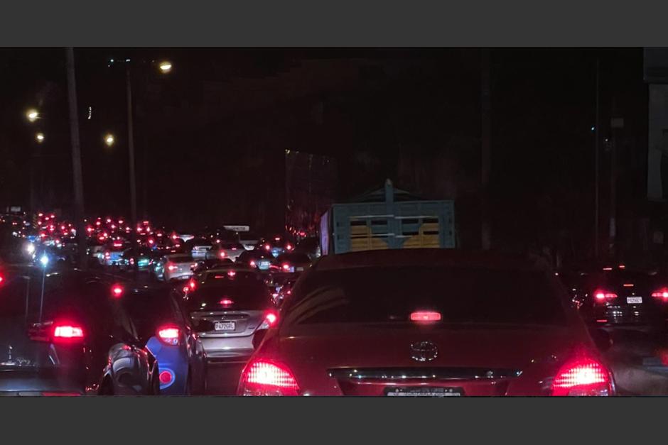 El tráfico en Mixco y otros municipios de Guatemala es pesado este viernes 3 de febrero, según confirmaron los usuarios.&nbsp; (Foto: cortesía/Andrea Gaytán)
