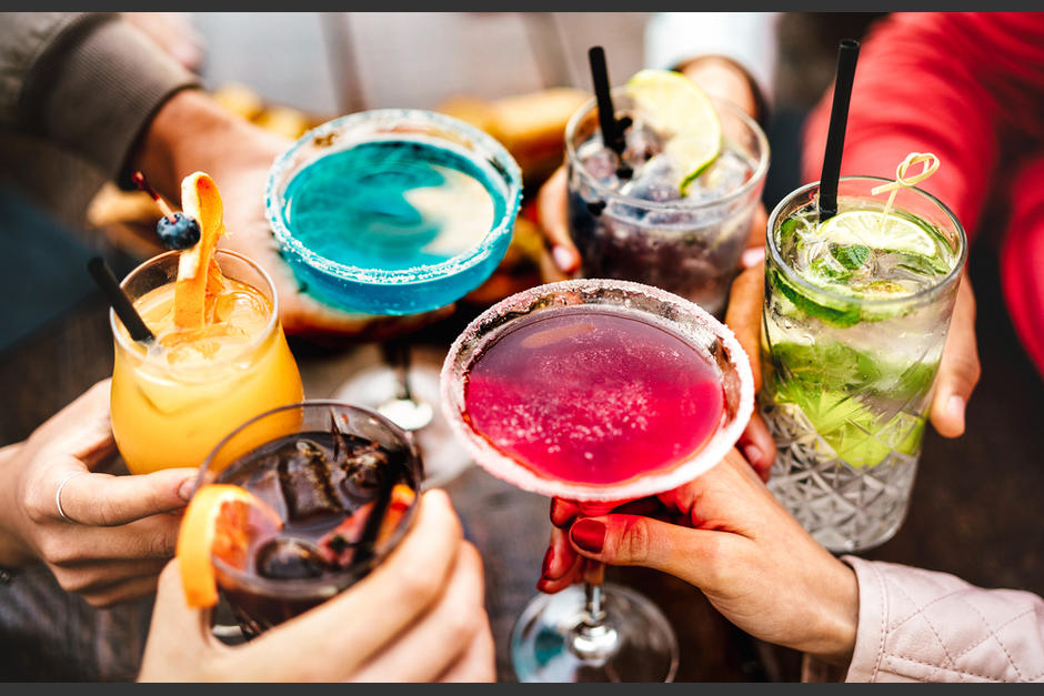 Estas son cinco recomendaciones de tragos f&aacute;ciles de preparar en casa. (Foto: Shutterstock)