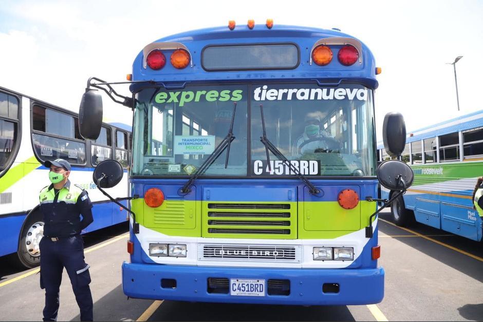 La Municipalidad de Mixco public&oacute; en el Diario de Centro Am&eacute;rica el costo del pasaje en los buses de esa localidad. (Foto: Archivo/Soy502)
