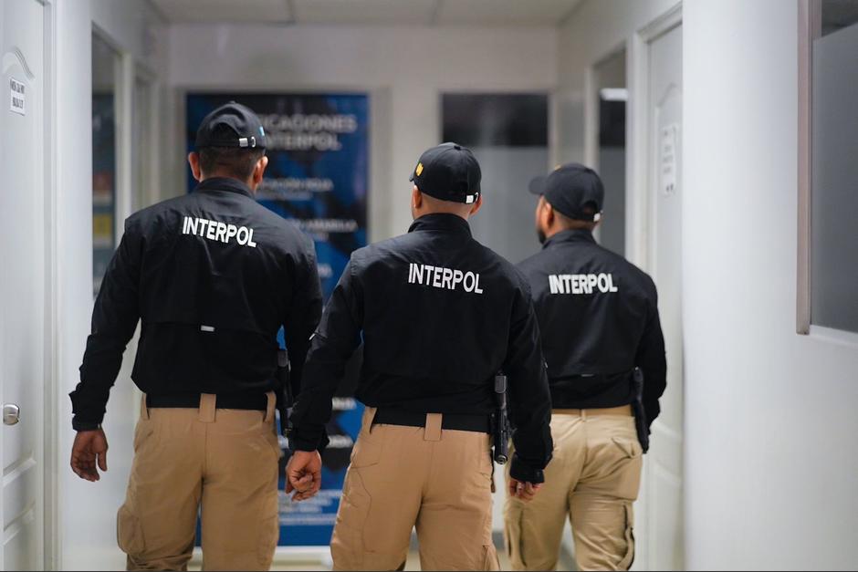 Las autoridades inauguraron una oficina de la Interpol en el Aeropuerto Internacional La Aurora este miércoles 22 de febrero.&nbsp; (Foto: Mingob/Soy502)&nbsp;
