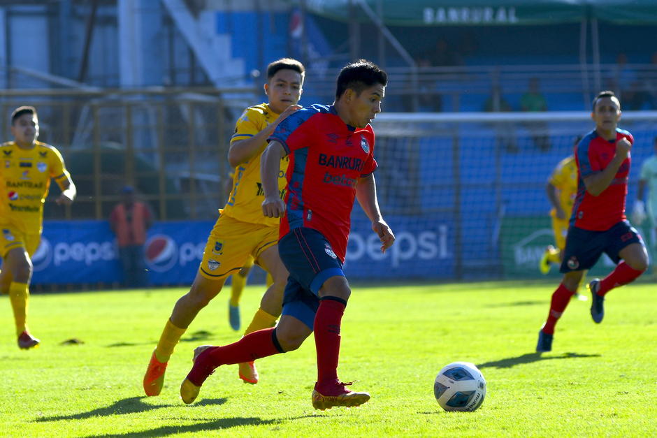 Municipal se impuso a Cob&aacute;n Imperial que no inquiet&oacute; a los capitalinos. (Foto: Nuestro Diario)