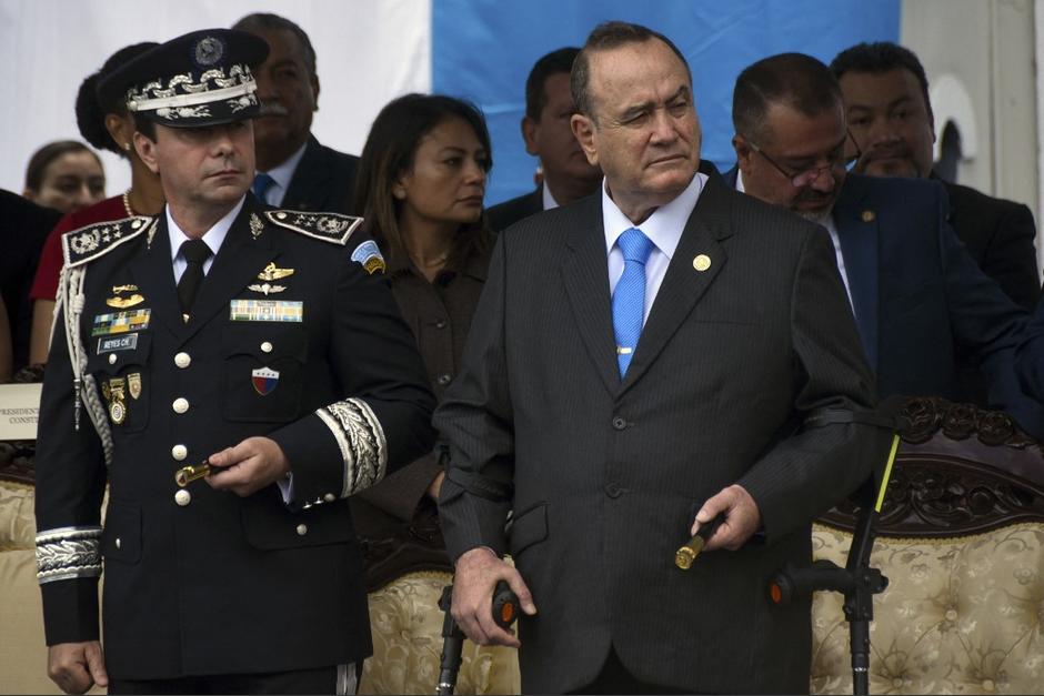El mandato del presidente Alejandro Giammattei acabará en 6 meses. (Foto: AFP)