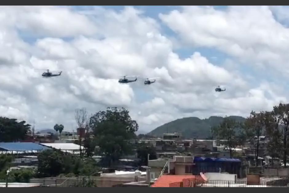 Varios helicópteros han sido vistos sobrevolando la ciudad de Guatemala. (Foto: Cortesía)