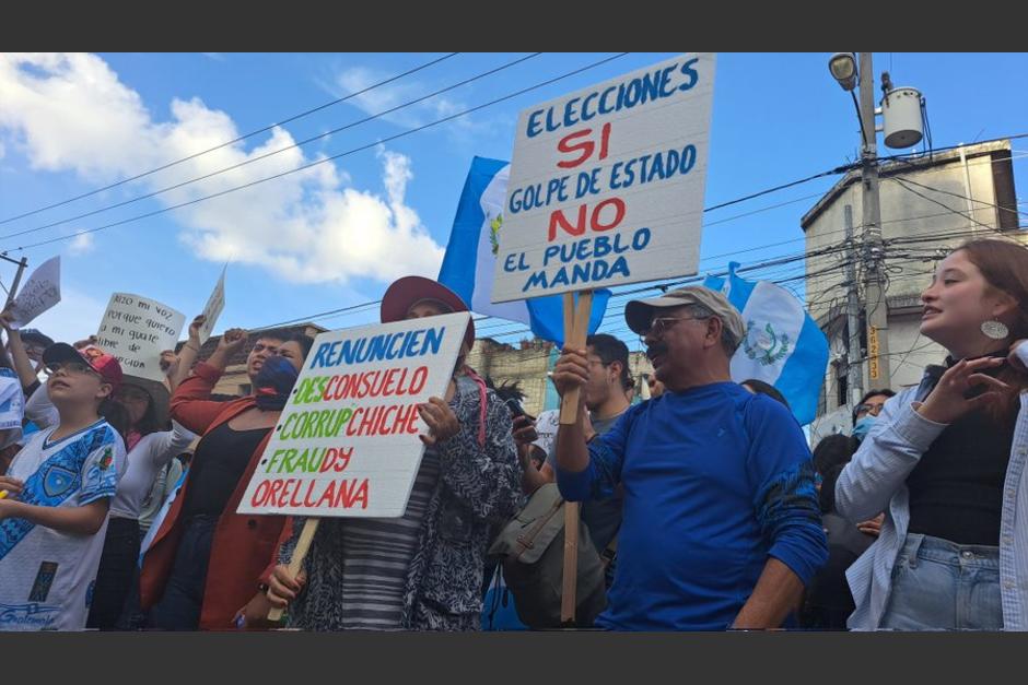 Por segundo día consecutivo se realiza una manifestación en las afueras del MP. (Foto: Twitter/@Joshuarmira)