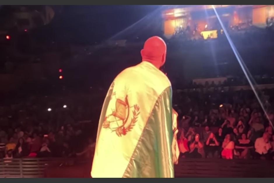 El cantante comparti&oacute; un video de la noche especial. (Foto: Captura de pantalla)