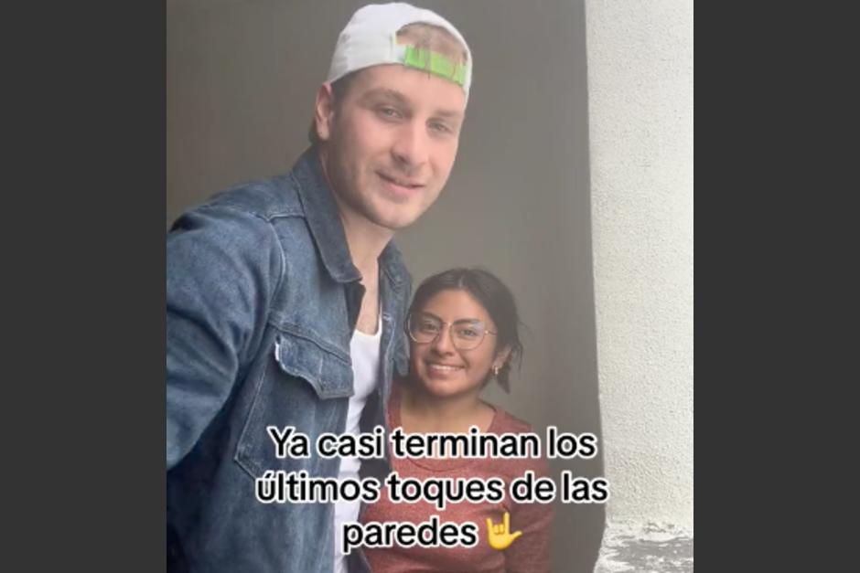 La pareja intercultural presume el proceso de construcción de su casa en Guatemala. (Foto: captura de video)