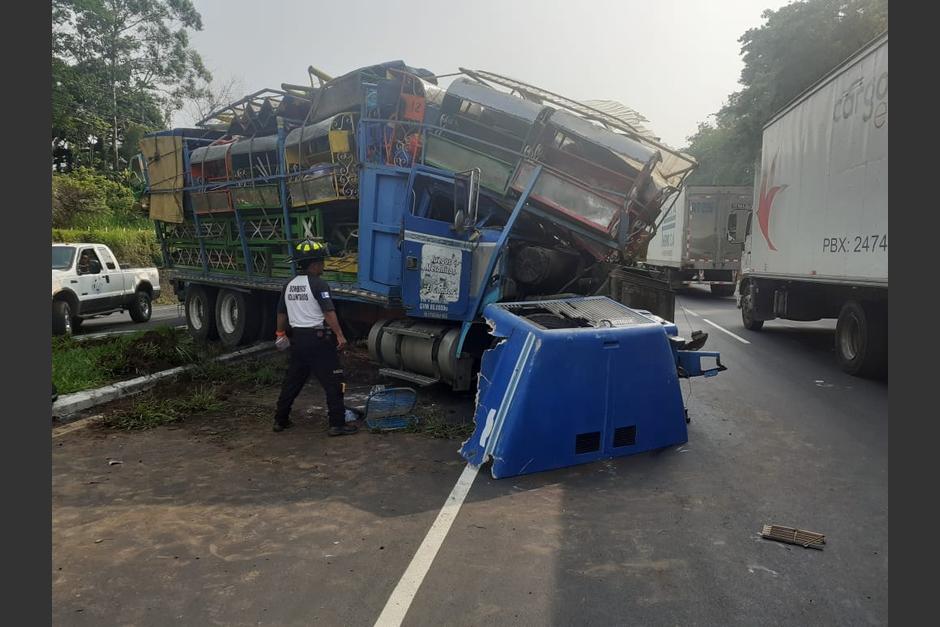 En el accidente se destruyeron los juegos mec&aacute;nicos. (Foto: Bomberos Voluntarios)