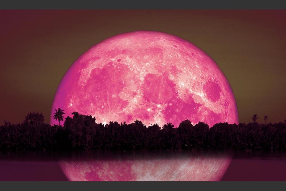 La Luna de Fresa ya es visible en el cielo nocturno. (Foto: iStock)