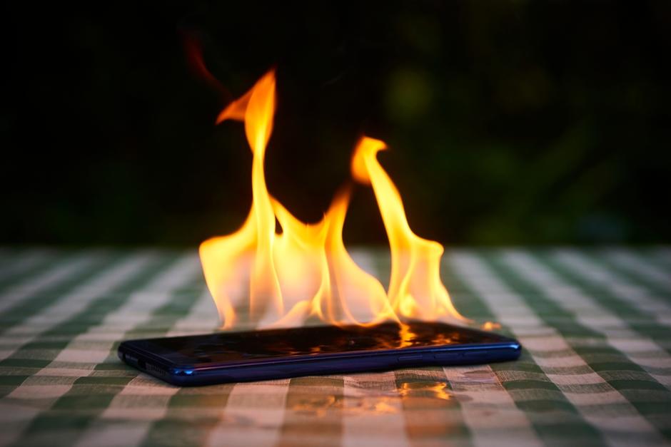 El intenso calor puede sobrecalentar los dispositivos y dañarlos. (Foto: Shutterstock)