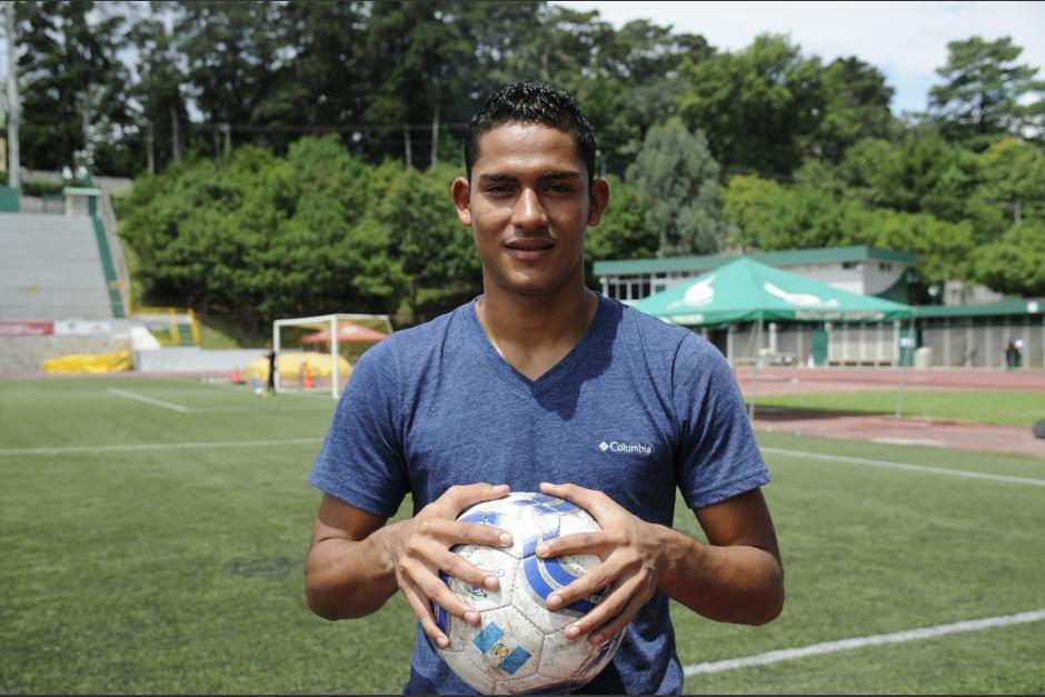 Fredy P&eacute;rez en 2015 con Comunicaciones. (Foto: Archivo Soy502)