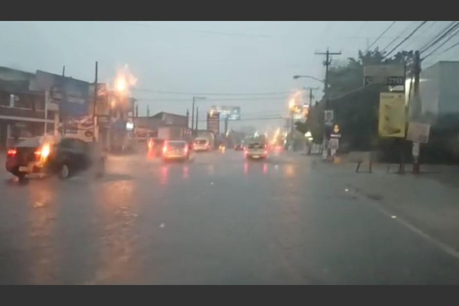 Alertan por fuertes lluvias en la Ciudad de Guatemala y municipios aledaños este martes 20 de junio. (Foto: Wilder López/Soy502)