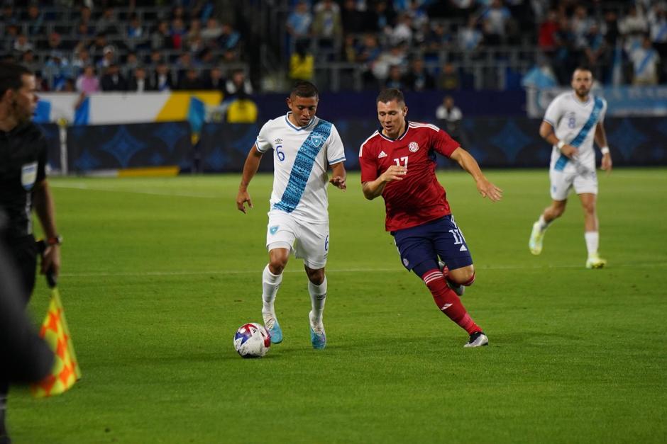 Carlos Mejía ante Costa Rica. (Foto: @Fedefut_oficial)