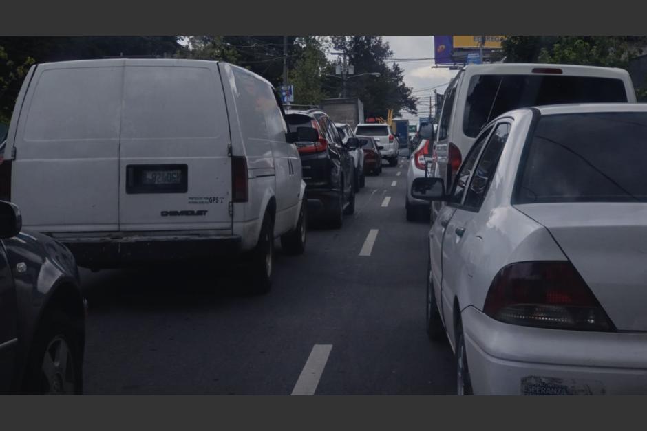 Automovilistas reportan tr&aacute;nsito lento en varias zonas de la Ciudad de Guatemala. (Foto: Soy502)&nbsp;