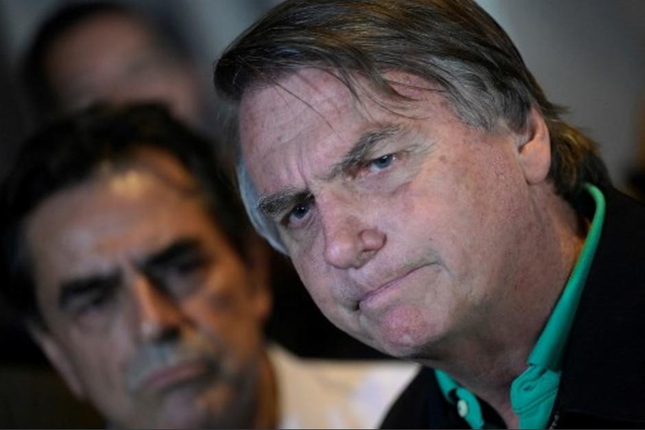 TSE brasileño declara "inelegible" a Jair Bolsonaro
