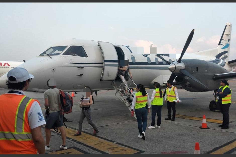Esto es lo que se sabe del avión que tuvo que realizar un aterrizaje de emergencia en el Aeropuerto Internacional La Aurora. (Foto: Cruz Roja Guatemalteca)