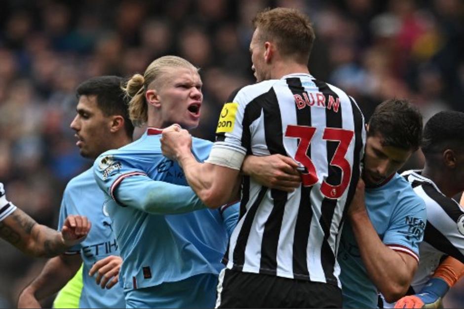Haaland protagonizó pelea en el duelo ante&nbsp;Newcastle. (Foto: AFP)