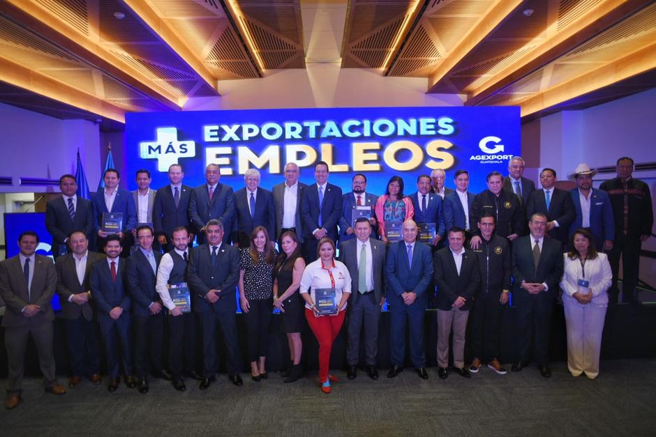 Agexport present&oacute; ante los candidatos presidenciales sus propuestas para generar m&aacute;s empleo para los siguientes 4 a&ntilde;os. (Foto: Wilder L&oacute;pez/Soy502)