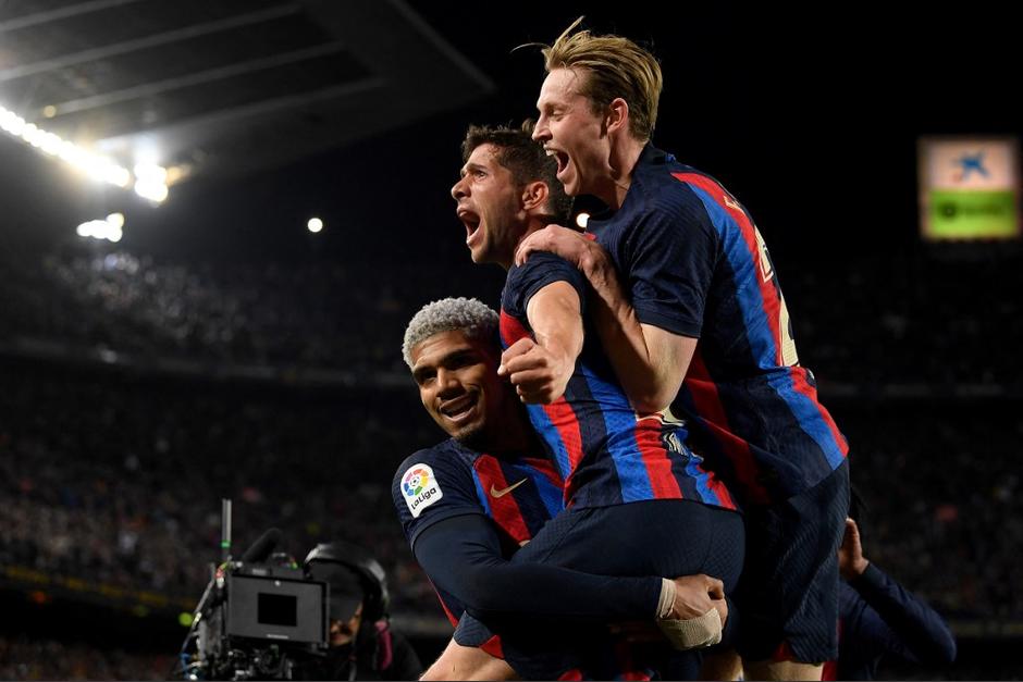 El Barcelona anotó en tiempo de reposición y con ello se pone a 12 puntos de ventaja.&nbsp; (Foto: AFP)&nbsp;
