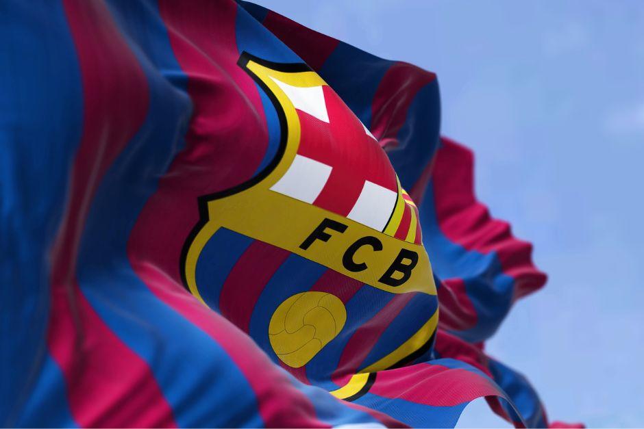 La UEFA abri&oacute; una investigaci&oacute;n formal contra el FC Barcelona por el caso de pagos a &aacute;rbitros en LaLiga de Espa&ntilde;a. (Foto: Shutterstock)