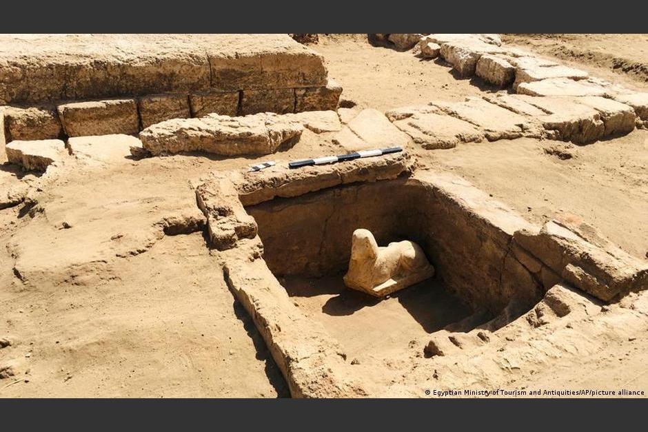 El hallazgo de esfinge “sonriente y con hoyuelos” en Egipto ha sorprendido al mundo. (Foto: History)