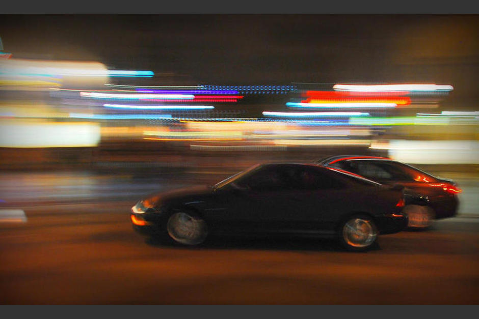 El domingo 14 de mayo se registraron varias carreras clandestinas en zona 16. (Foto: Archivo/Soy502)&nbsp;