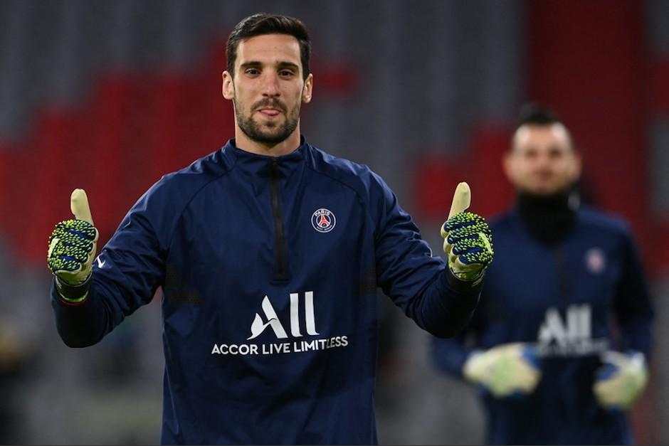 El portero del PSG se encuentra en estado grave de salud. (Foto: AFP)