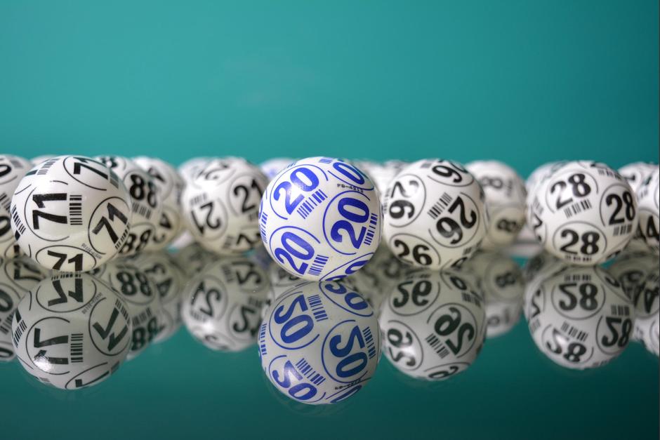 El afortunado se vio enormemente beneficiado por un error de un vendedor de lotería. (Foto: Alejandro Garay en Unsplash)&nbsp;