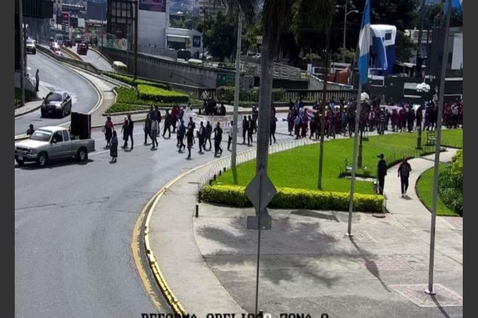 Manifestantes liberan bloqueo de bulevar Liberación, según confirmó la PMT de Guatemala. (Foto: PMT)
