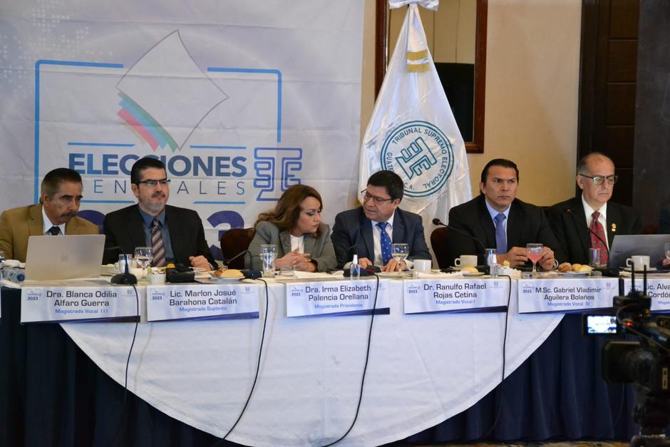 Los magistrados del Tribunal Supremo Electoral ofrecieron una conferencia de prensa. (Foto: TSE)