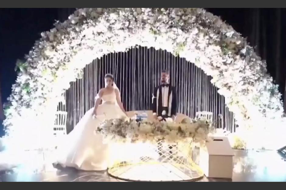 Un nuevo video muestra los momentos antes de la tragedia que dej&oacute; decenas de muertos durante boda en Irak. (Foto: captura de video)