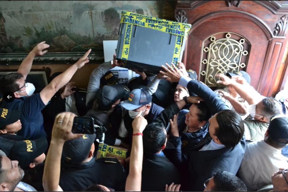 La Magistrada Alfaro sufrió una caída durante los allanamientos del MP. (Foto: TSE)