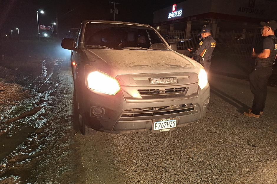 Capturan a hombre que robó un vehículo para venderlo en otro país, este sería el segundo carro con el que hace lo mismo. (Foto: PNC)