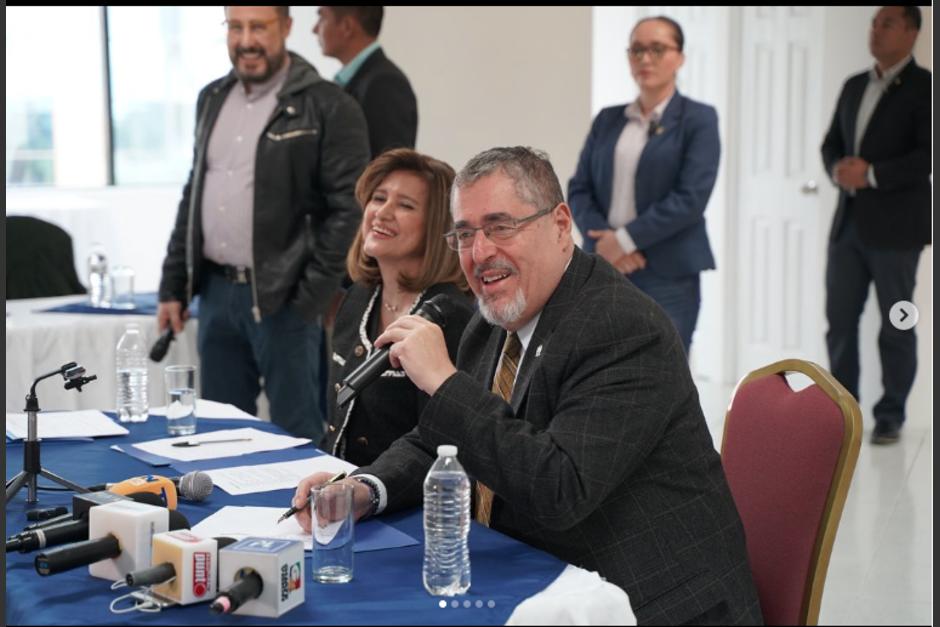 Bernardo Arévalo y Karin Herrera asumirán el gobierno el próximo domingo 14 de enero. (Foto. Instagram Bernardo Arévalo)