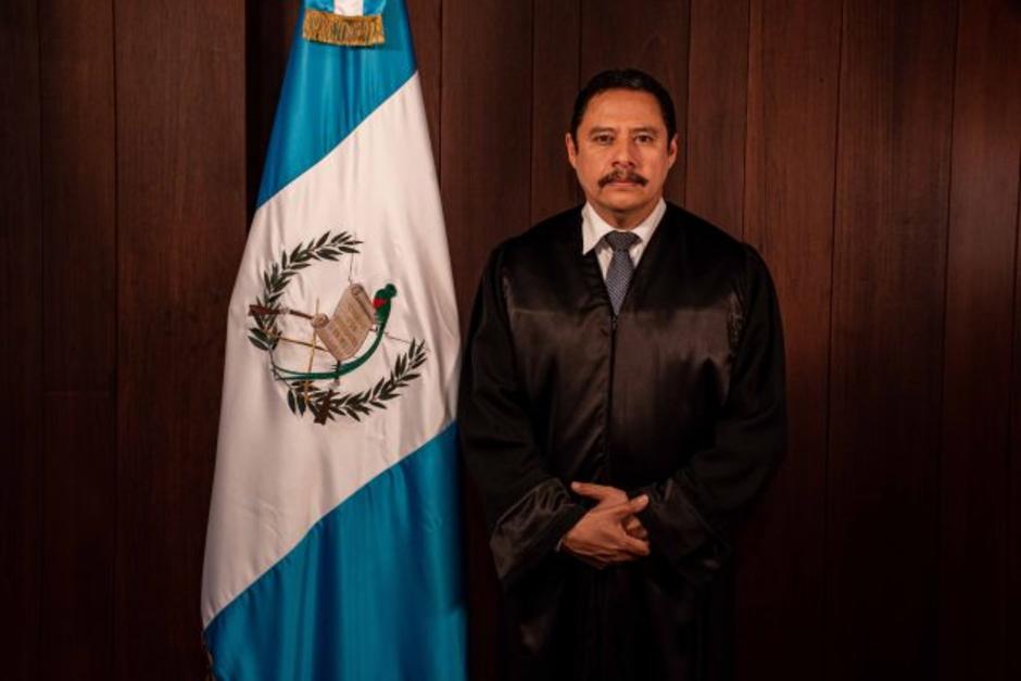 Rony López fue electo como magistrado suplente de la CC por la Usac. (Foto: CC)