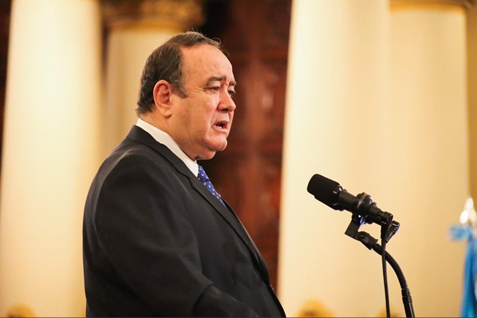 El presidente Alejandro Giammattei envió su carta para ser juramentado como diputado del Parlacen. (Foto: Ejecutivo)