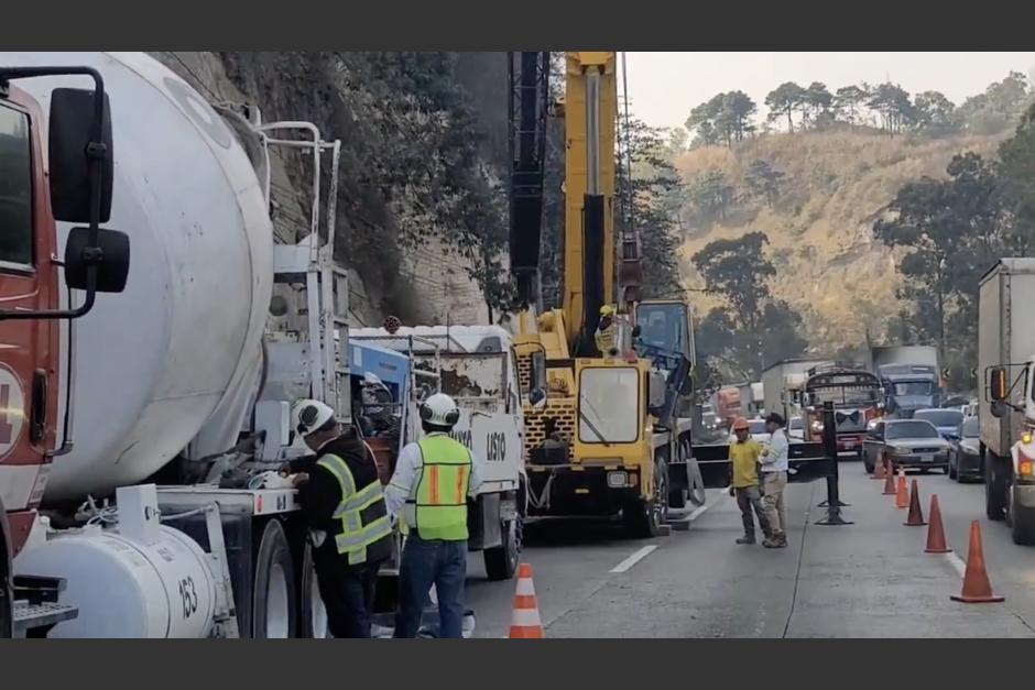 Los trabajos en la Villalobos que complican el tránsito la ruta al Pacífico, la mañana de este martes. (Foto: captura de video)
