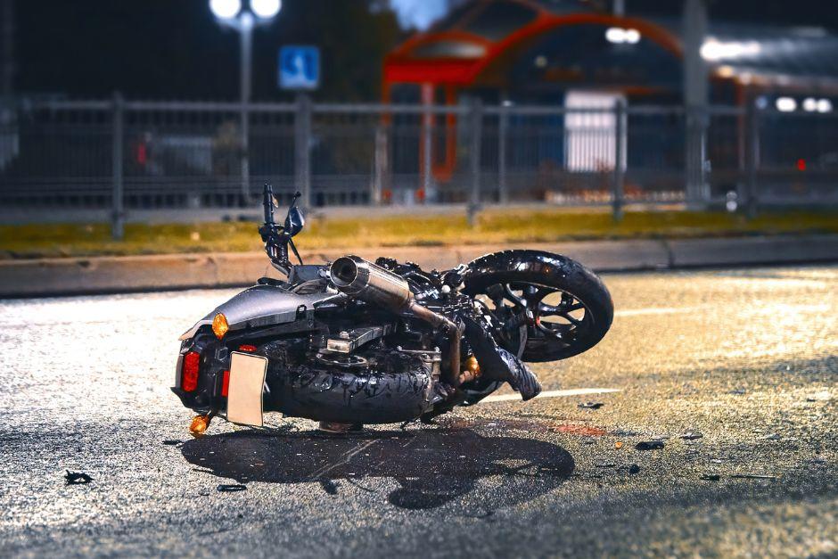 Captan el momento en que se registra una fuerte colisi&oacute;n en una intersecci&oacute;n de Ciudad Vieja. (Foto ilustrativa: Shutterstock)