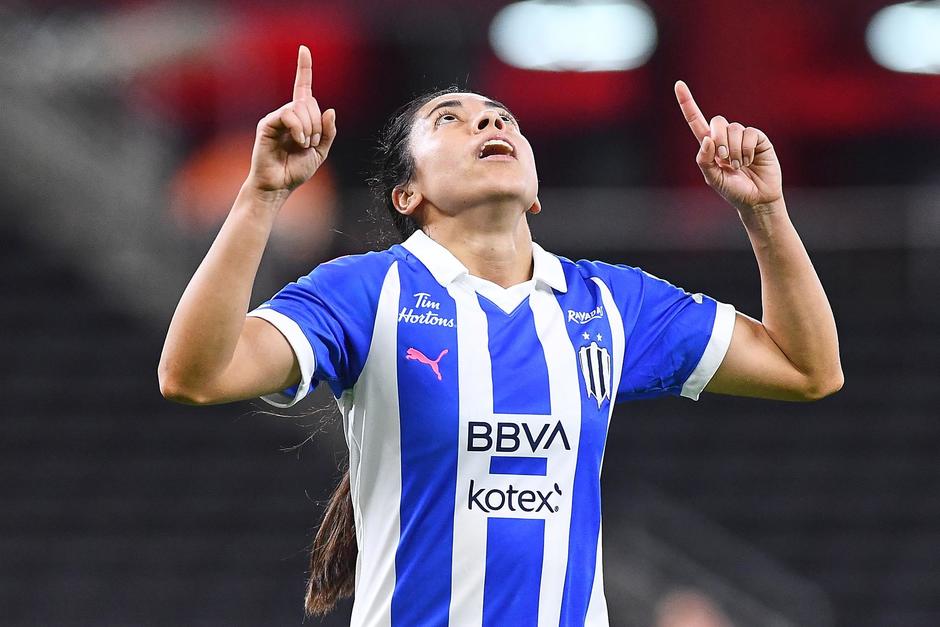 La guatemalteca Ana Lucía Martínez anotó sus primeros dos goles en México. (Foto: @WeAreRayados)