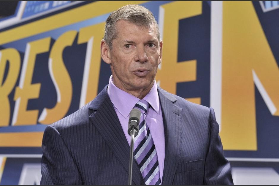 Vince McMahon, presidente y fundador de la WWE, ha renunciado a su cargo por denuncias de sus trabajadoras. (Foto: AFP)