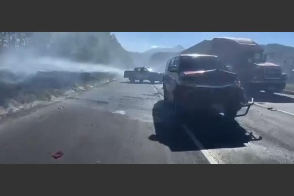 Humo ocasiona choque m&uacute;ltiple en la&nbsp;Autopista a Pal&iacute;n-Escuinta. (Foto: redes sociales)